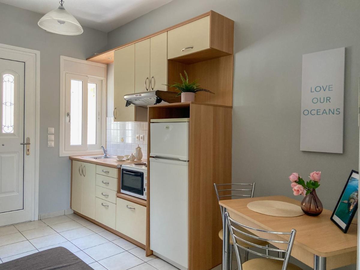 Ermis Apartments Argostoli  Buitenkant foto