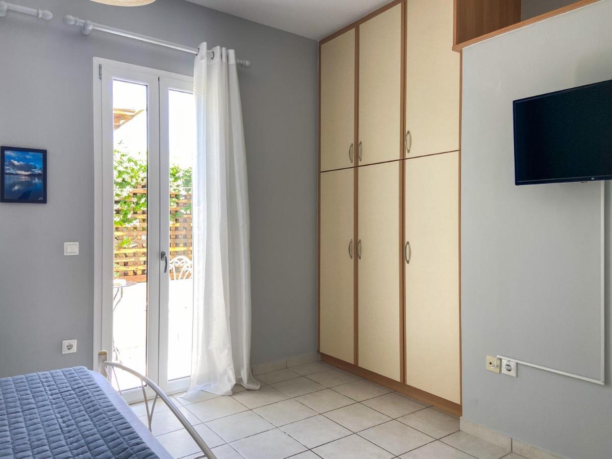 Ermis Apartments Argostoli  Buitenkant foto